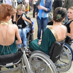 В Екатеринбурге состоялся показ одежды для инвалидов-колясочников