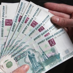 Увеличилась зарплата бюджетников в Свердловской области