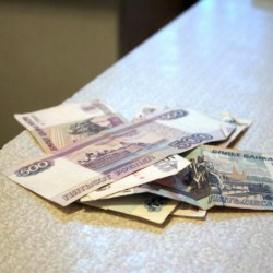 В Свердловской области растут цены на продукты и падают зарплаты
