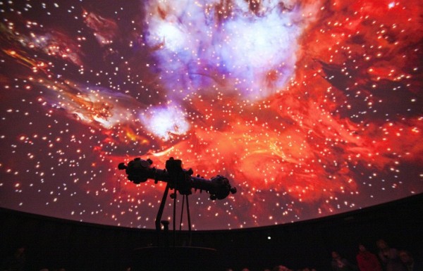 В Екатеринбурге открылся первый цифровой планетарий
