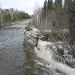 В Свердловской области из-за паводка затопит автодороги